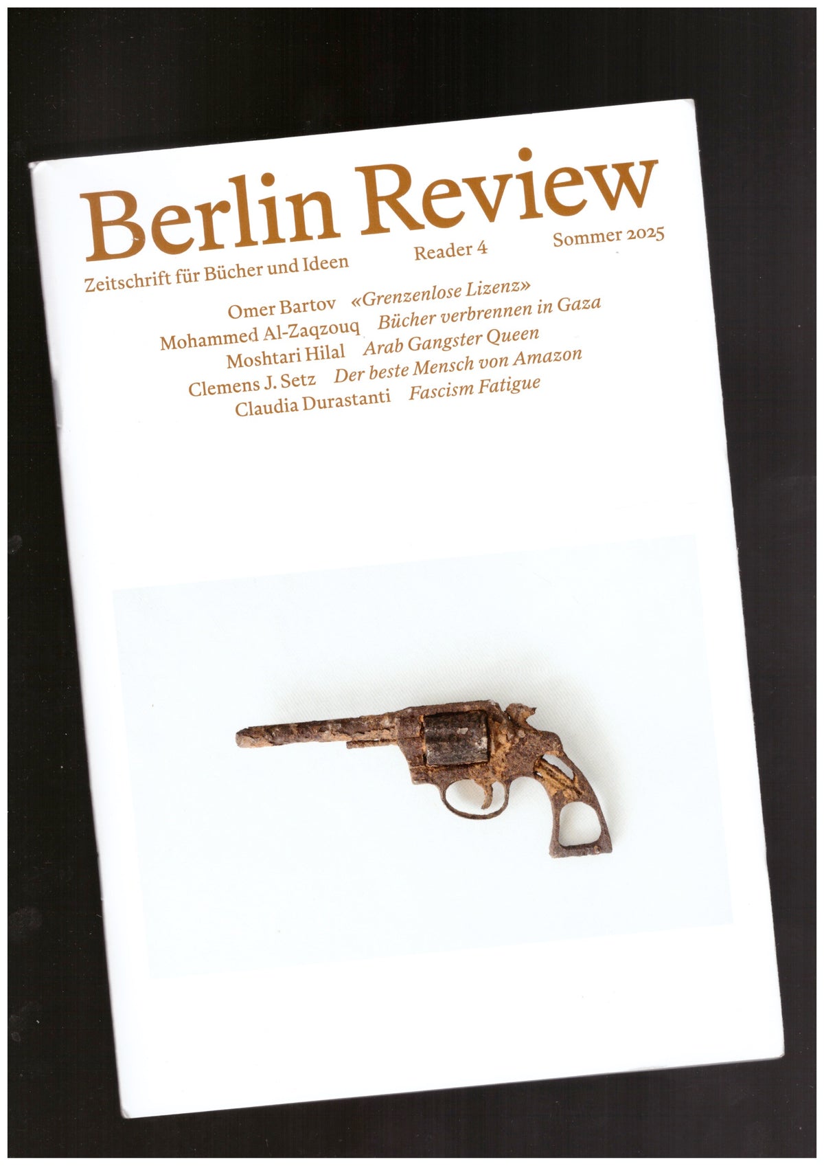 Berlin Review Reader 4