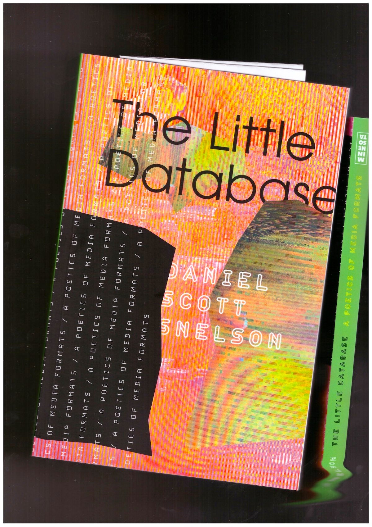 The Little Database. A Poetics of Media Formats