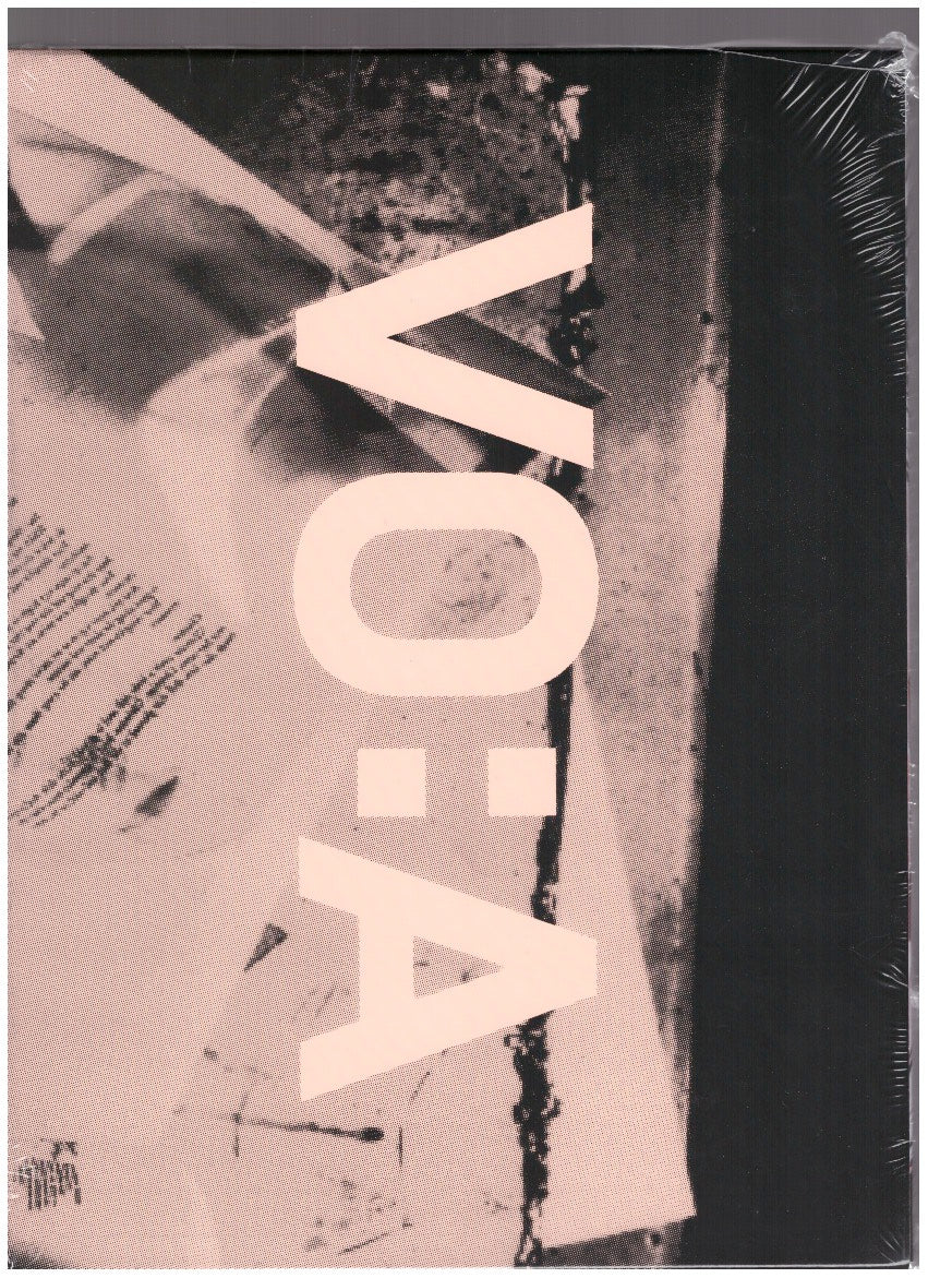 Vaughan Oliver: Archive (2 vols.)